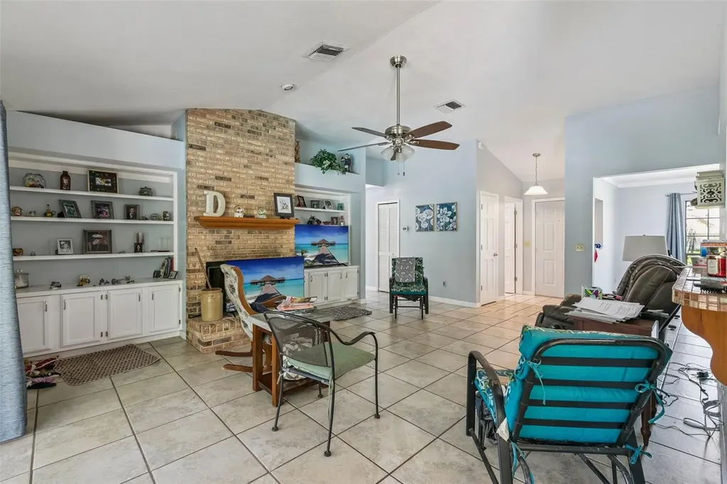 4 Bass Lake Drive Debary FL 32713