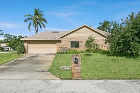 4 Bass Lake Drive Debary FL 32713