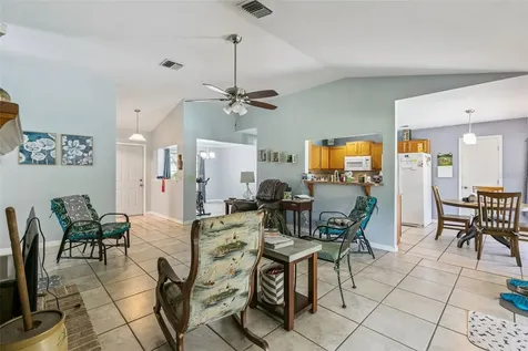 4 Bass Lake Drive Debary FL 32713
