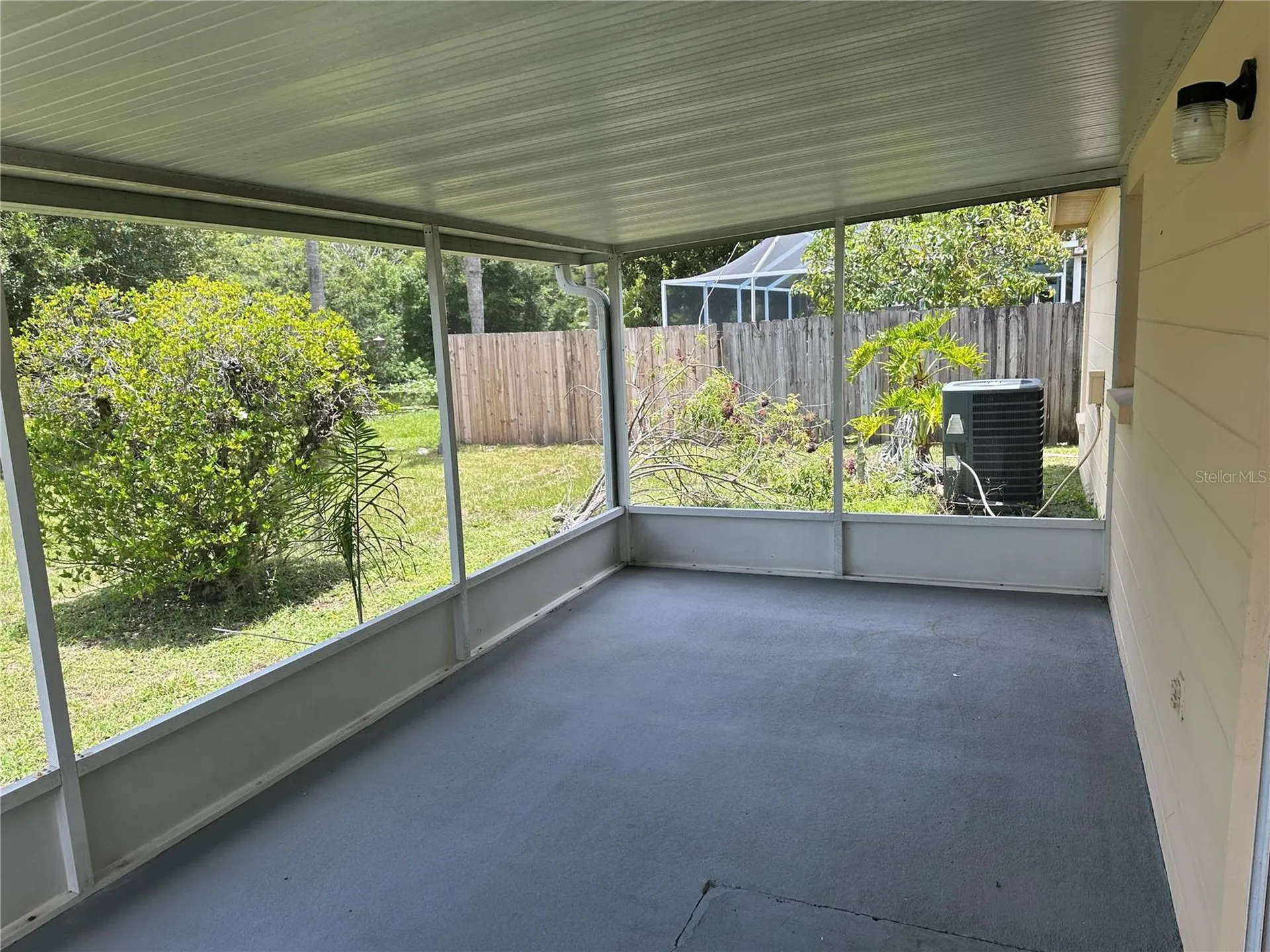5915 Taywood Drive Tampa FL 33624