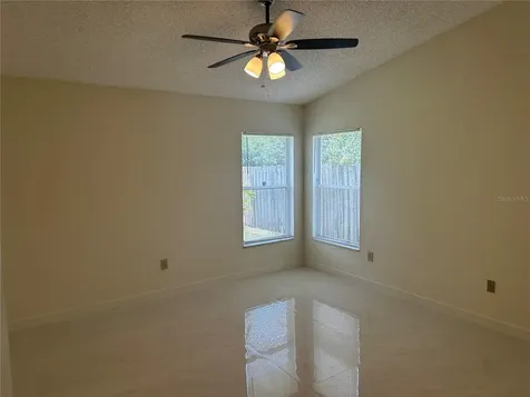 5915 Taywood Drive Tampa FL 33624