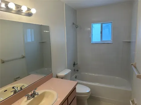 5915 Taywood Drive Tampa FL 33624