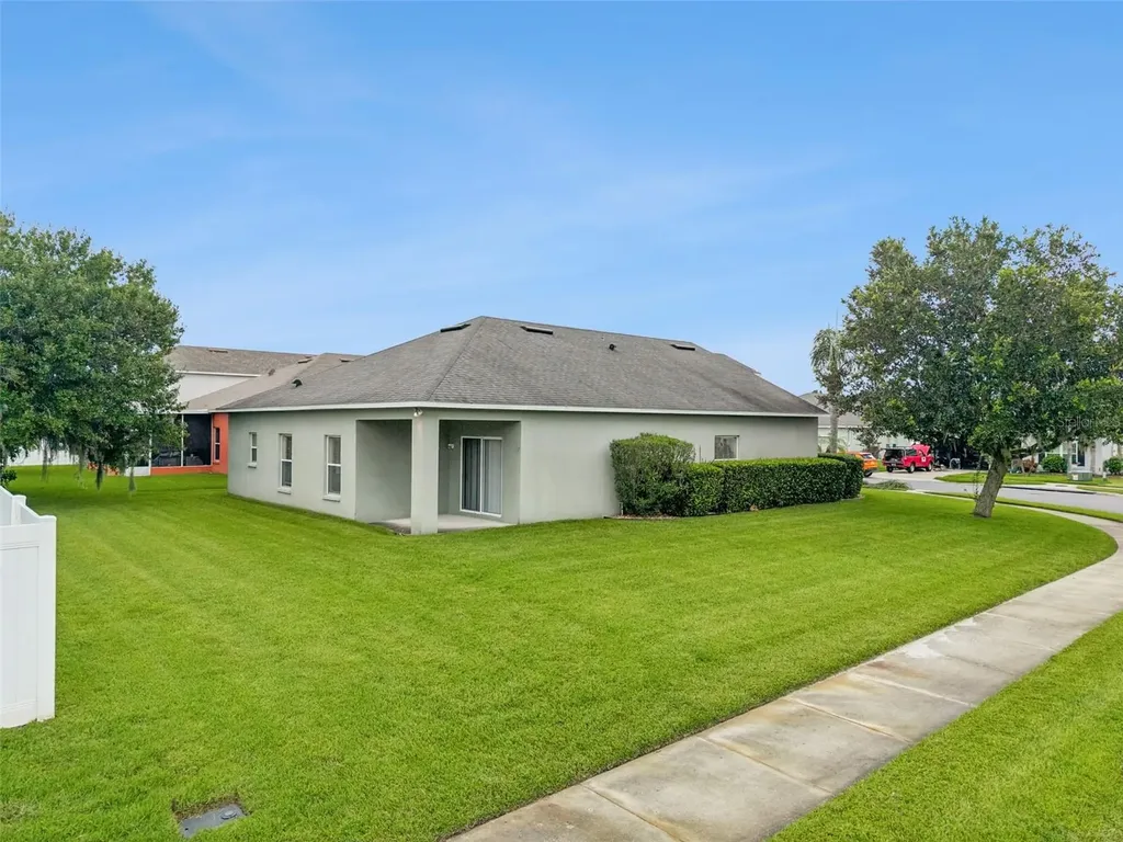 327 Marathon Lane Sanford FL 32771