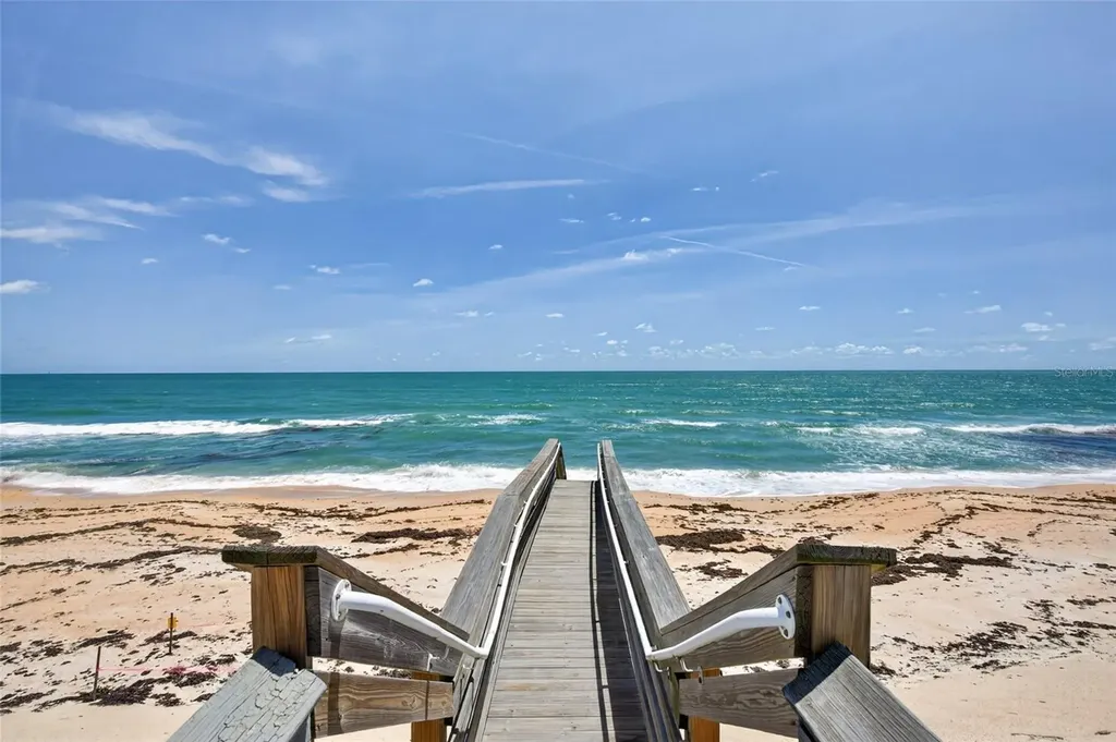 35 Calle Del Sur Palm Coast FL 32137