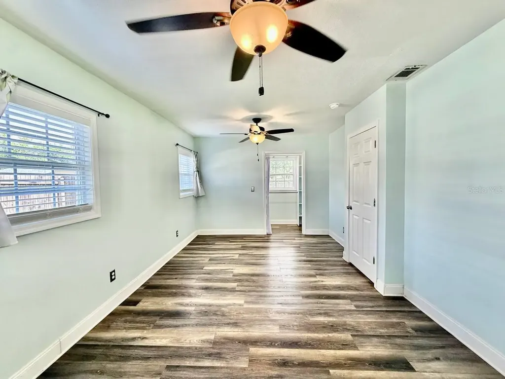 801 W 114th Avenue Tampa FL 33612