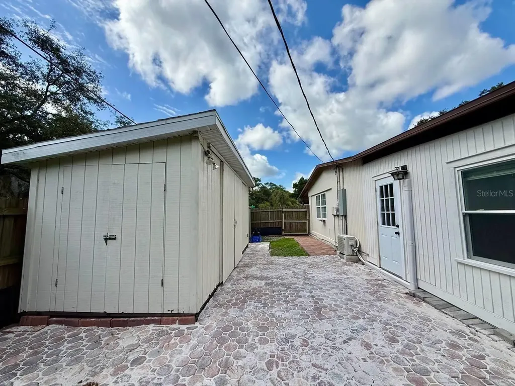 801 W 114th Avenue Tampa FL 33612
