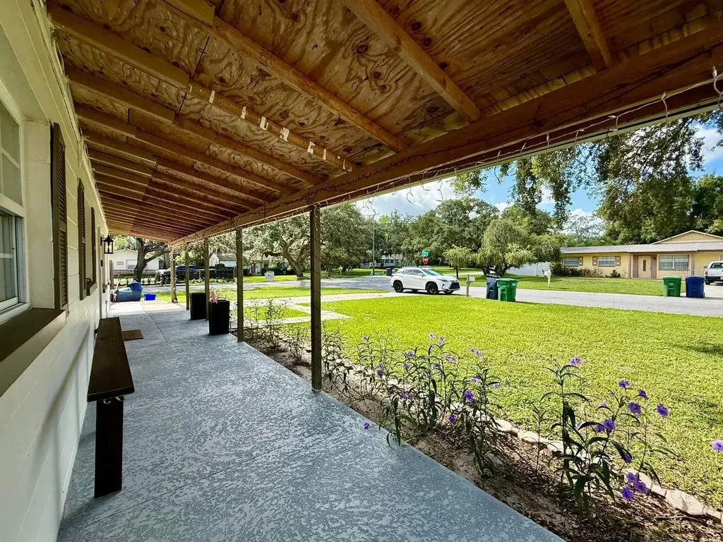 801 W 114th Avenue Tampa FL 33612