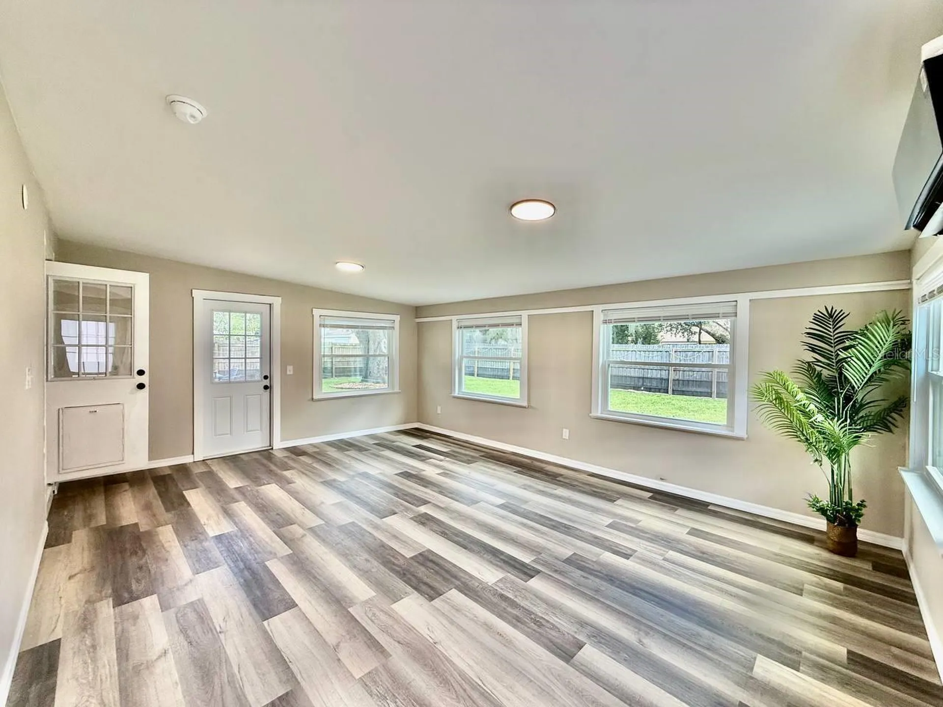 801 W 114th Avenue Tampa FL 33612