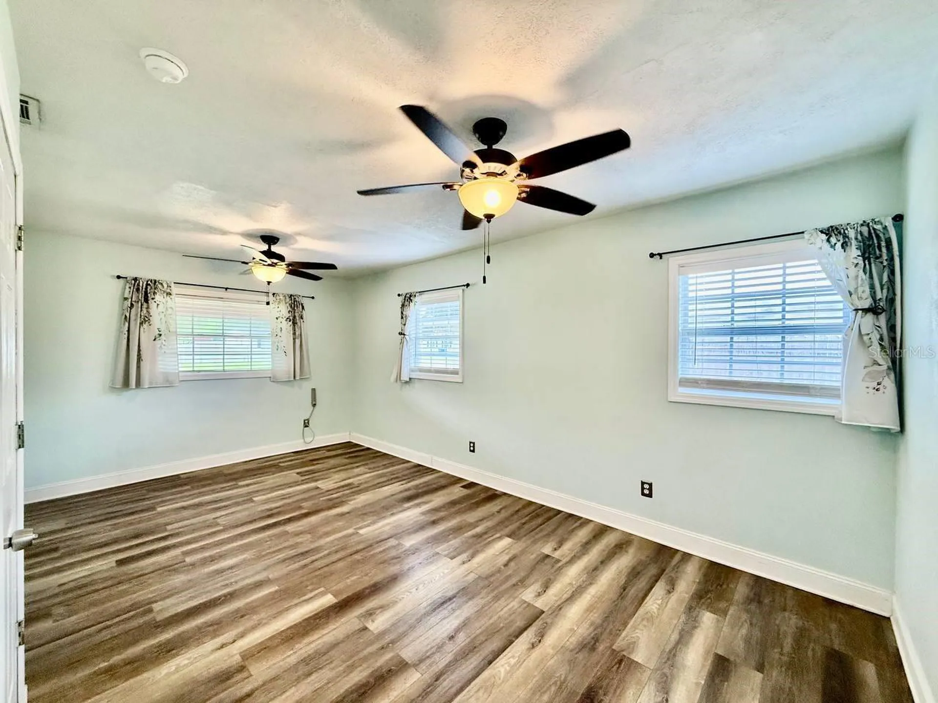 801 W 114th Avenue Tampa FL 33612