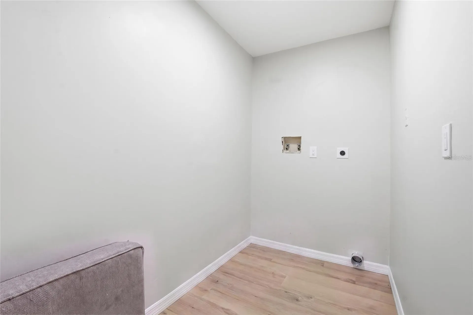 809 Woodcrest Avenue Clearwater FL 33756