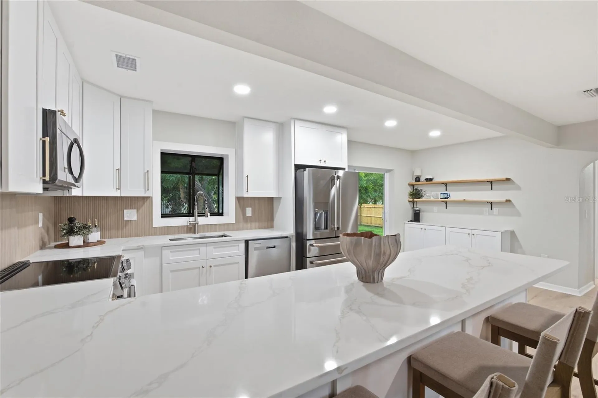 809 Woodcrest Avenue Clearwater FL 33756