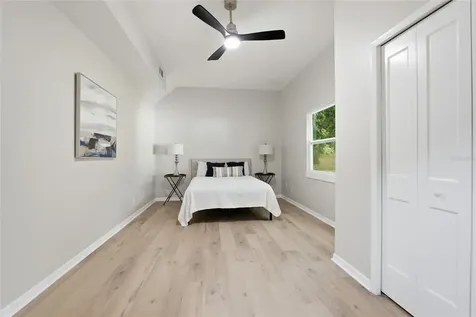 809 Woodcrest Avenue Clearwater FL 33756