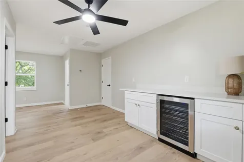 809 Woodcrest Avenue Clearwater FL 33756