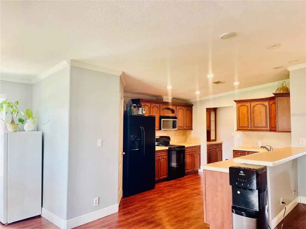 653 Lake Mobile Drive Altamonte Springs FL 32701