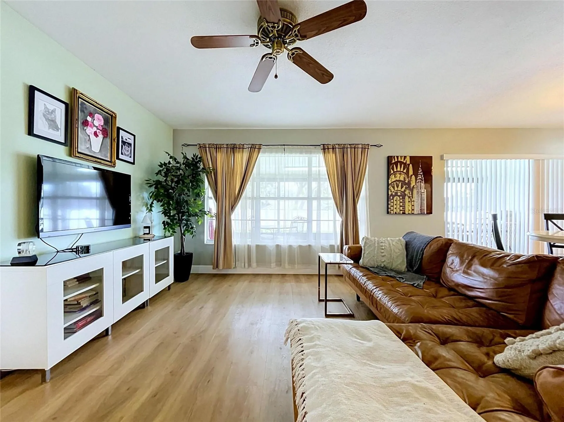 1005 Hallwood Loop Brandon FL 33511