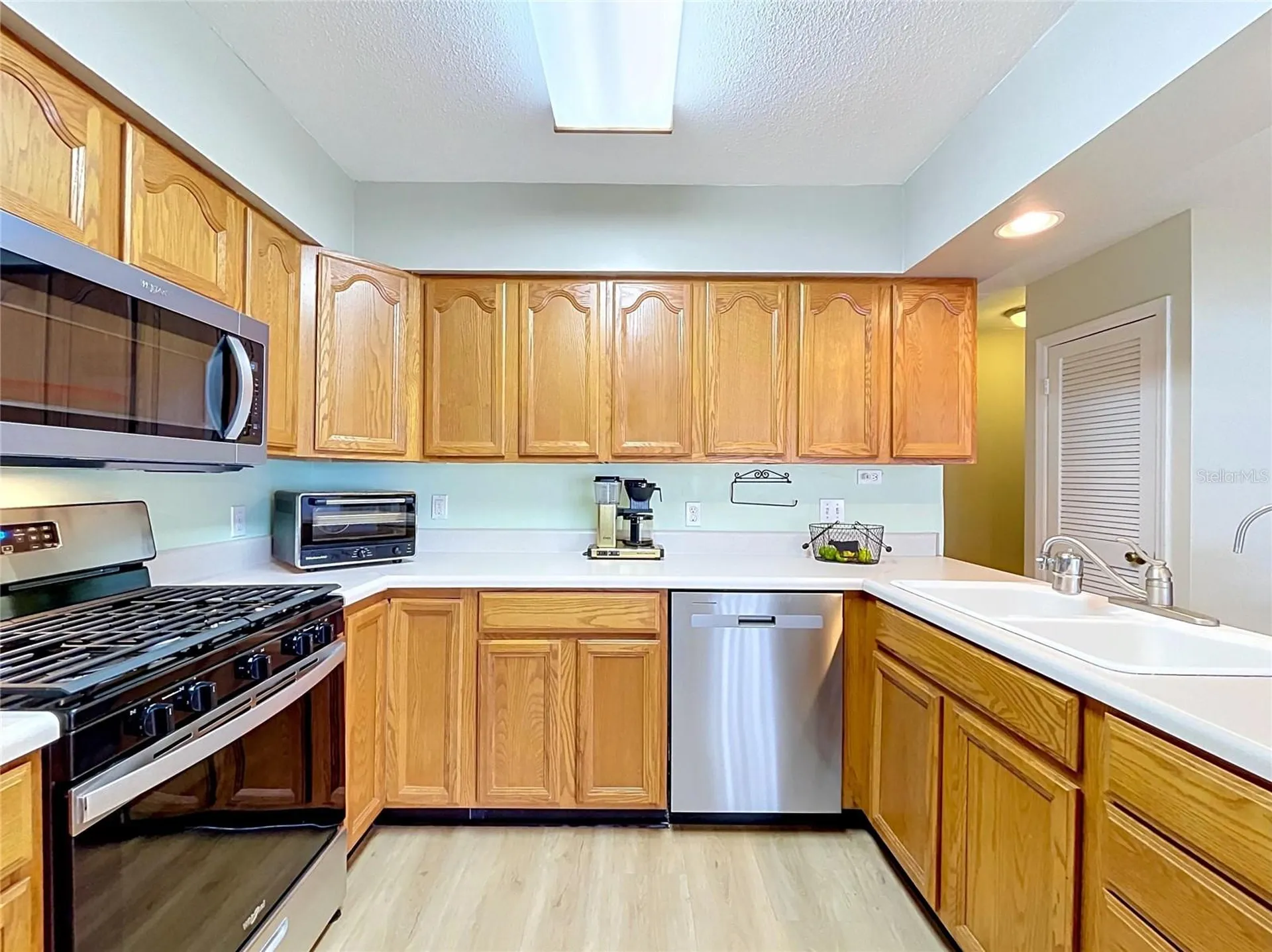 1005 Hallwood Loop Brandon FL 33511
