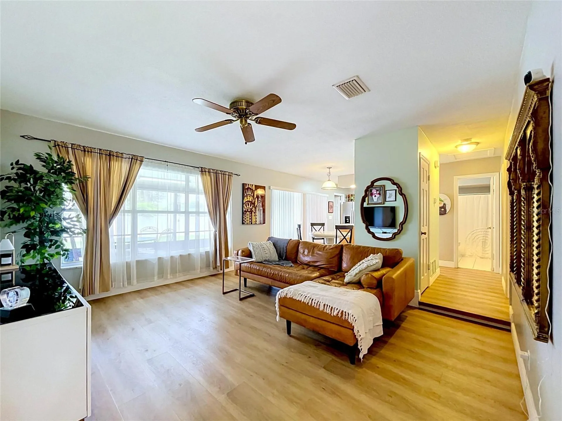 1005 Hallwood Loop Brandon FL 33511