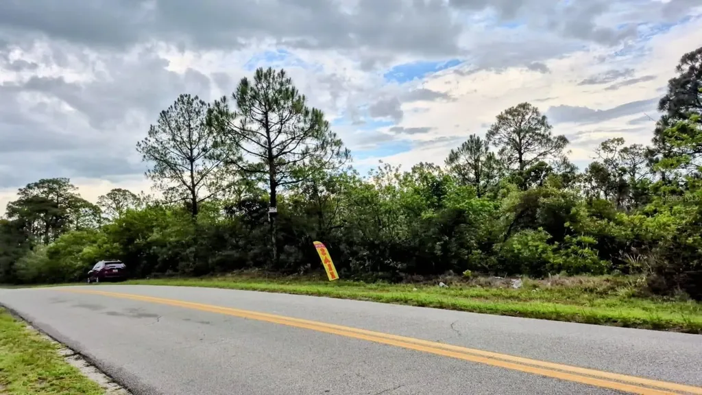 309 Moon Glow Avenue Lake Placid FL 33852