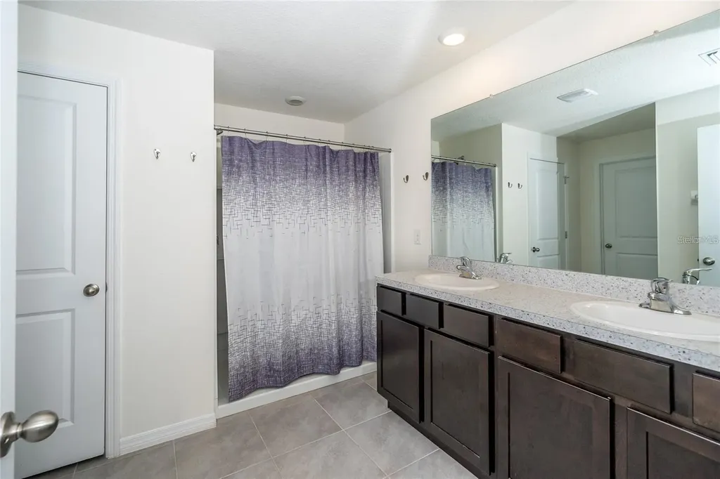 7590 Broad Pointe Drive Zephyrhills FL 33540