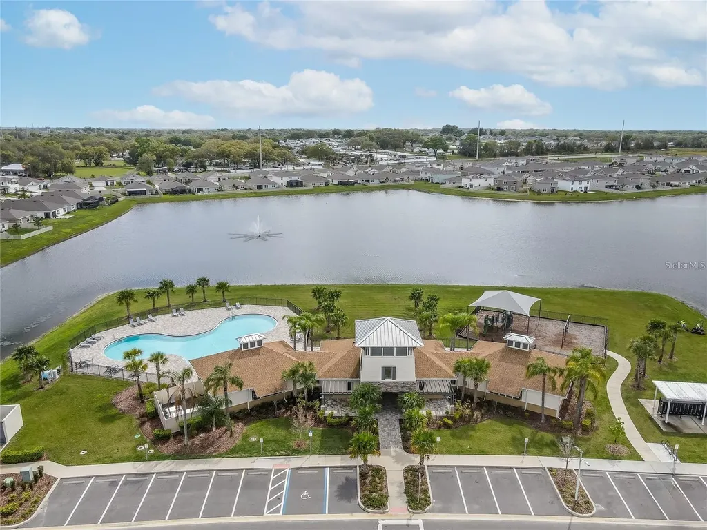 7590 Broad Pointe Drive Zephyrhills FL 33540