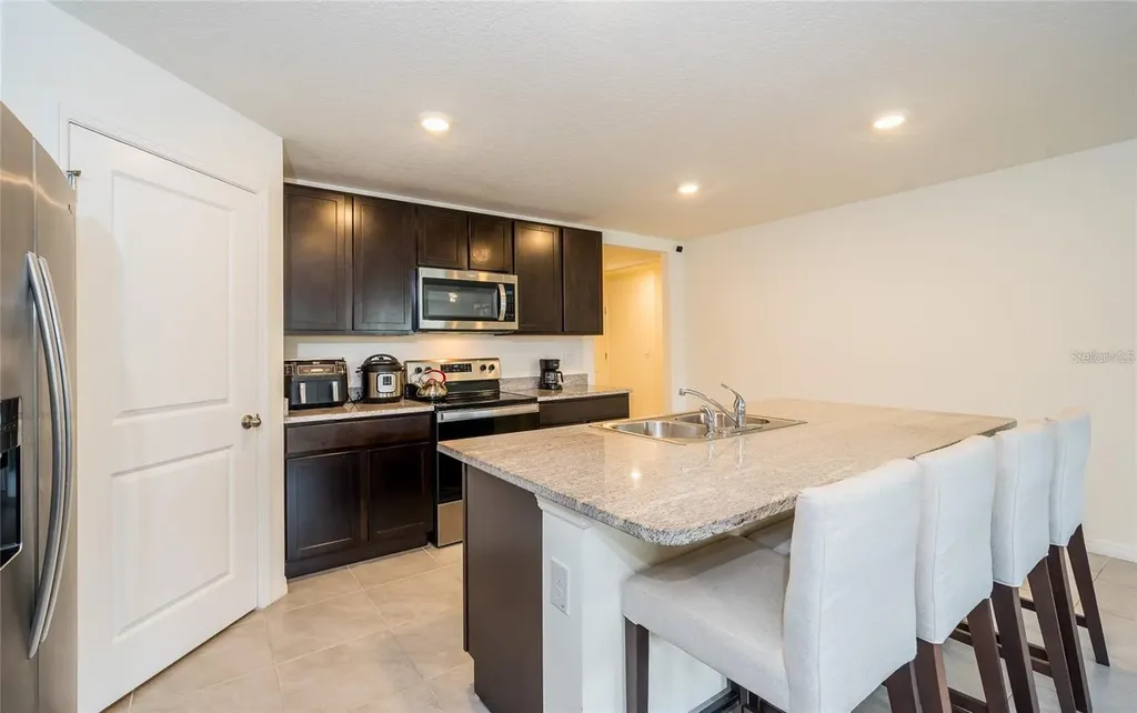7590 Broad Pointe Drive Zephyrhills FL 33540