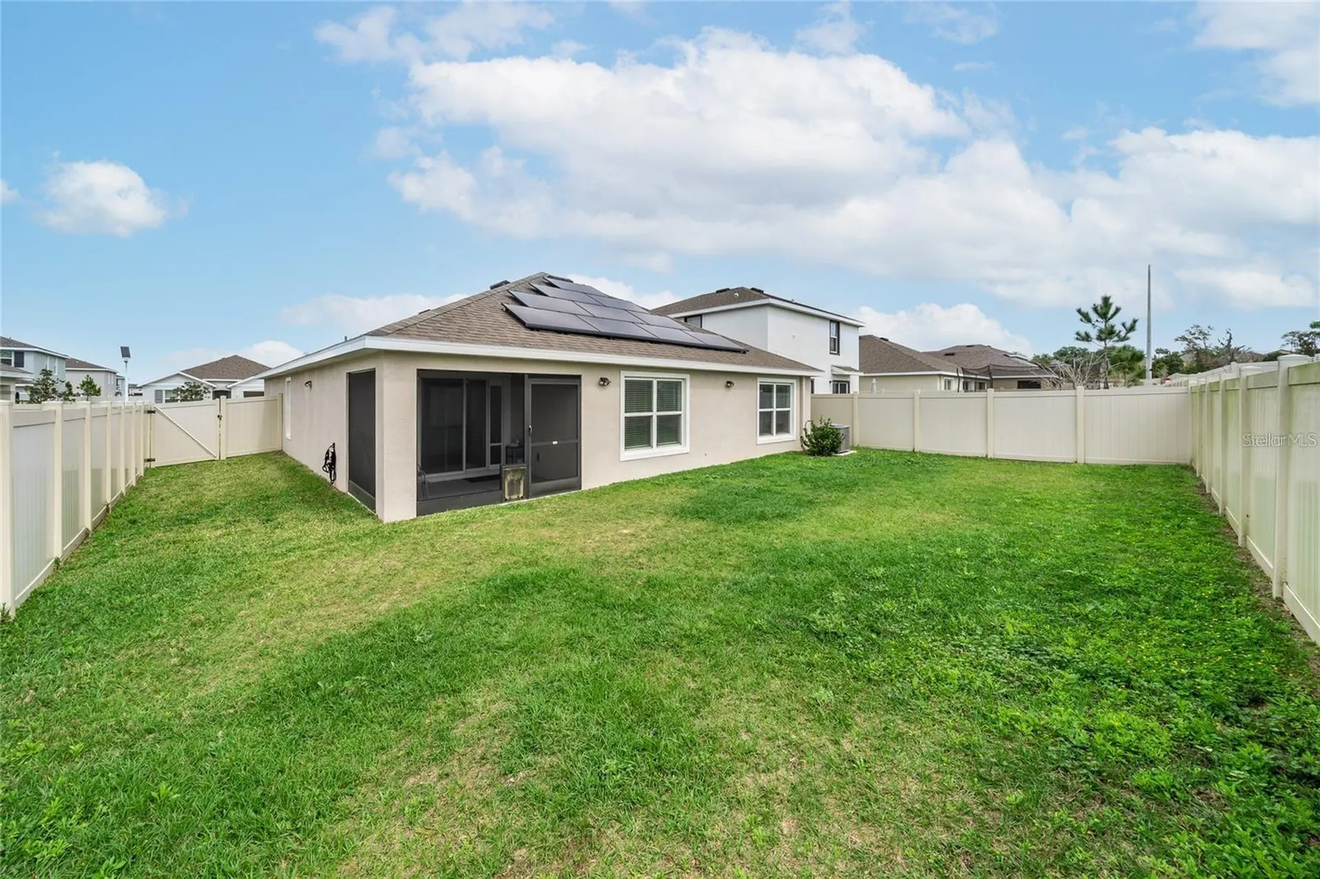 7590 Broad Pointe Drive Zephyrhills FL 33540