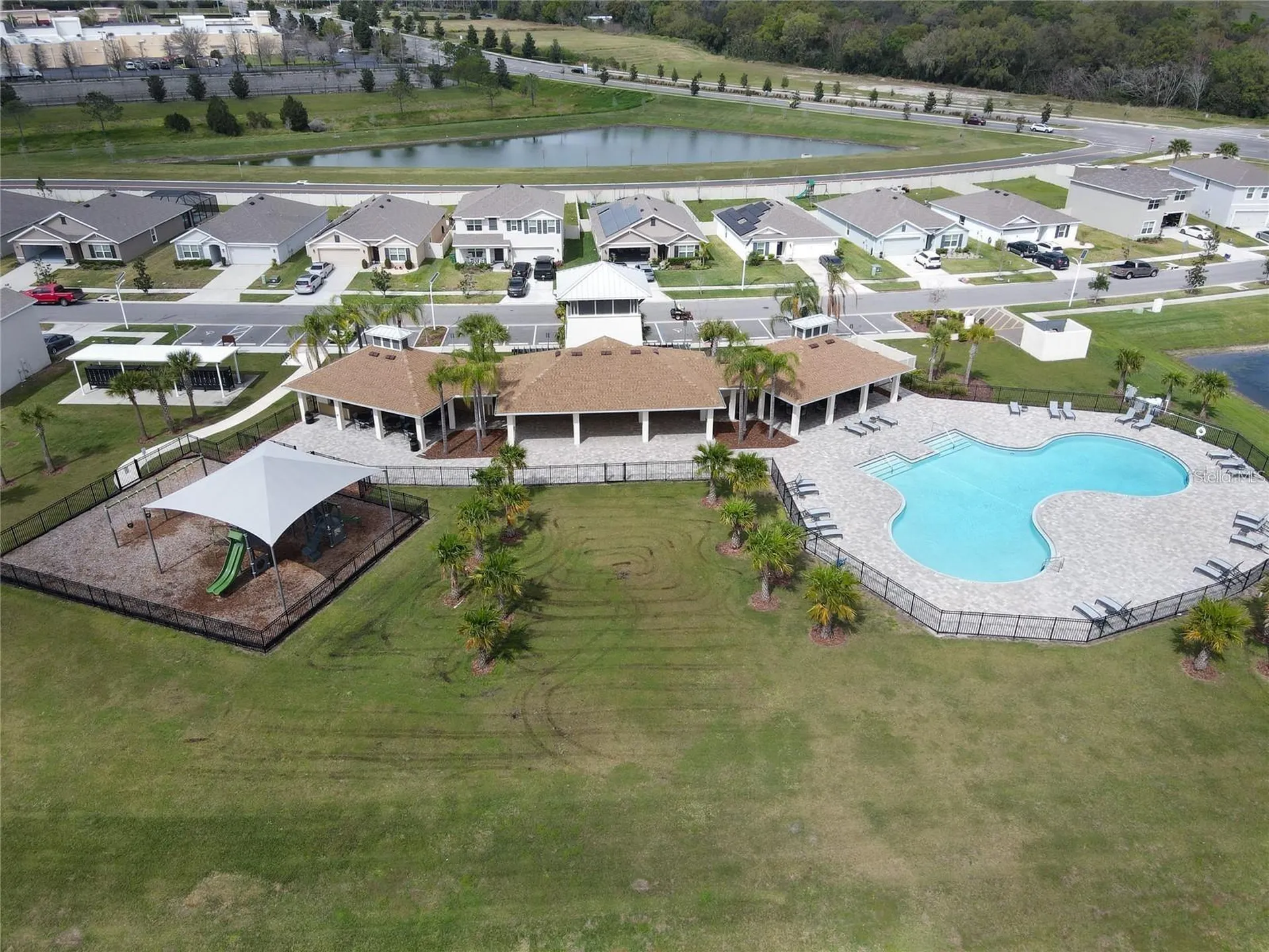 7590 Broad Pointe Drive Zephyrhills FL 33540