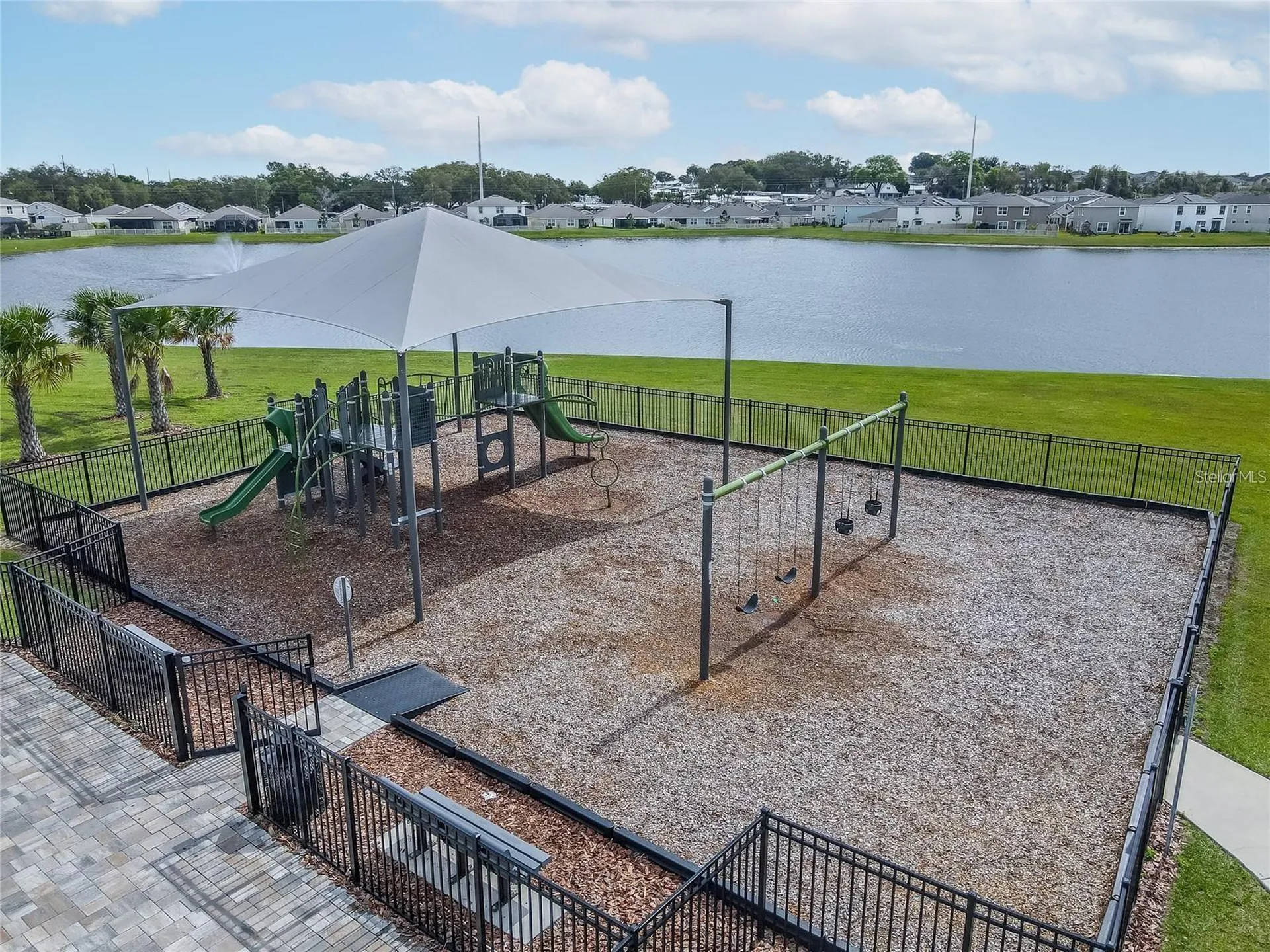 7590 Broad Pointe Drive Zephyrhills FL 33540
