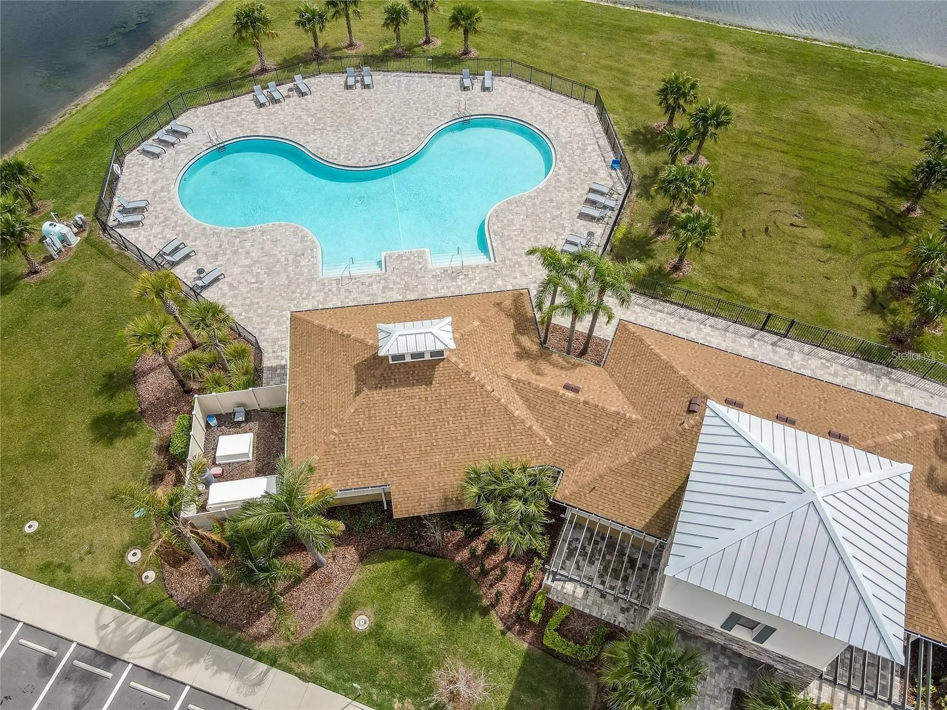 7590 Broad Pointe Drive Zephyrhills FL 33540