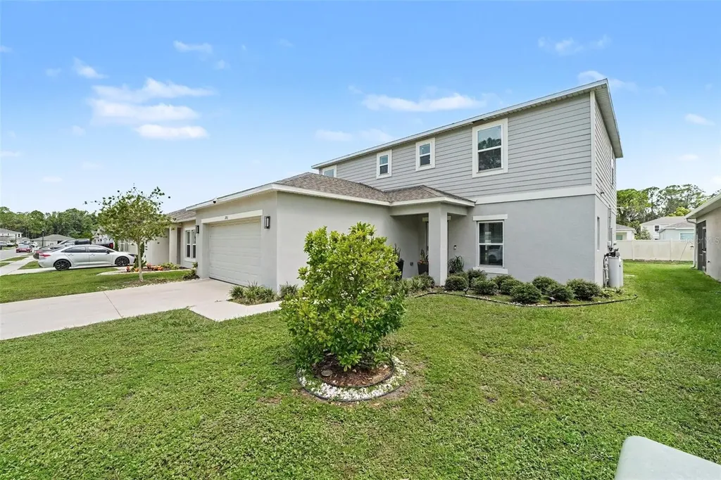 2051 Rosewood Circle Lakeland FL 33810