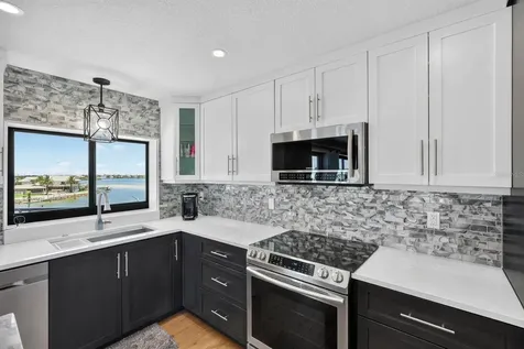 503 N Causeway New Smyrna Beach FL 32169