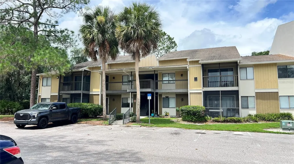 13289 Arbor Pointe Circle Tampa FL 33617