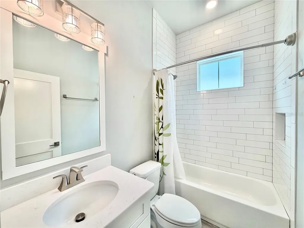 2537 NW 48th Terrace Gainesville FL 32606