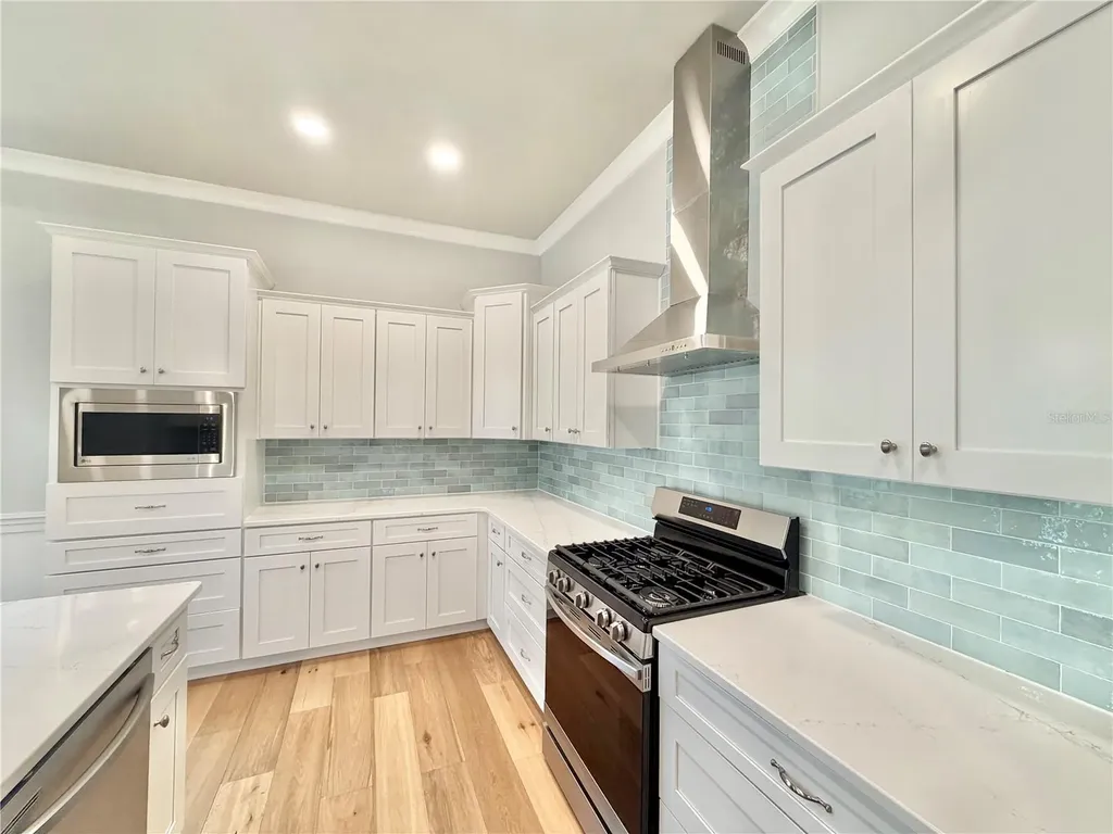 2537 NW 48th Terrace Gainesville FL 32606