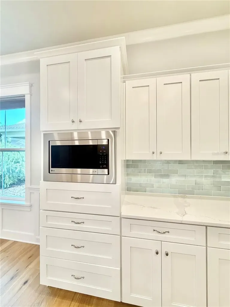 2537 NW 48th Terrace Gainesville FL 32606