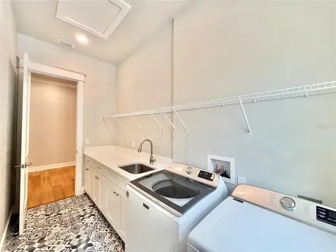 2537 NW 48th Terrace Gainesville FL 32606