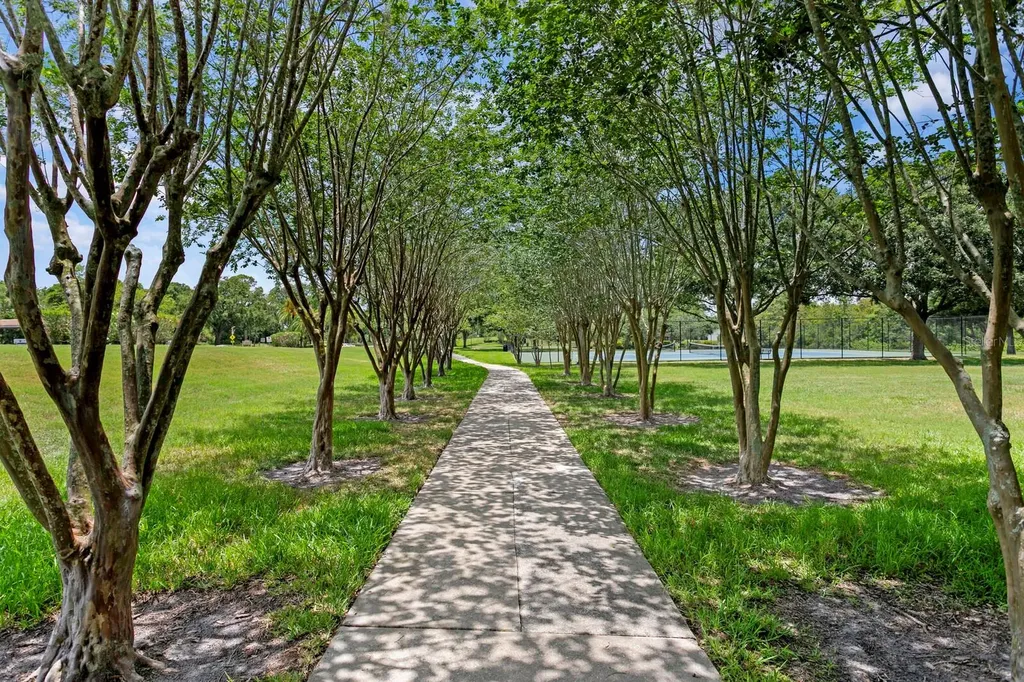 5116 Lesher Court Tampa FL 33624