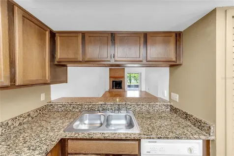 5116 Lesher Court Tampa FL 33624