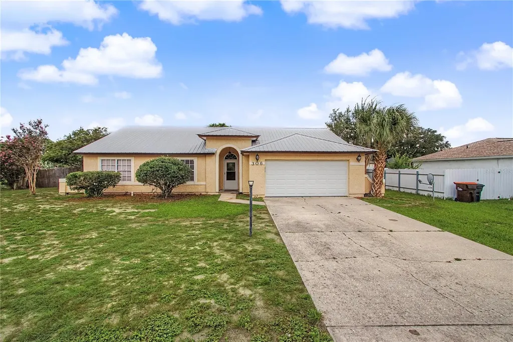 306 Oak Track Radial Ocala FL 34472