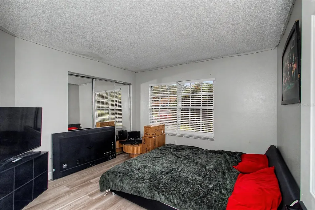 306 Oak Track Radial Ocala FL 34472