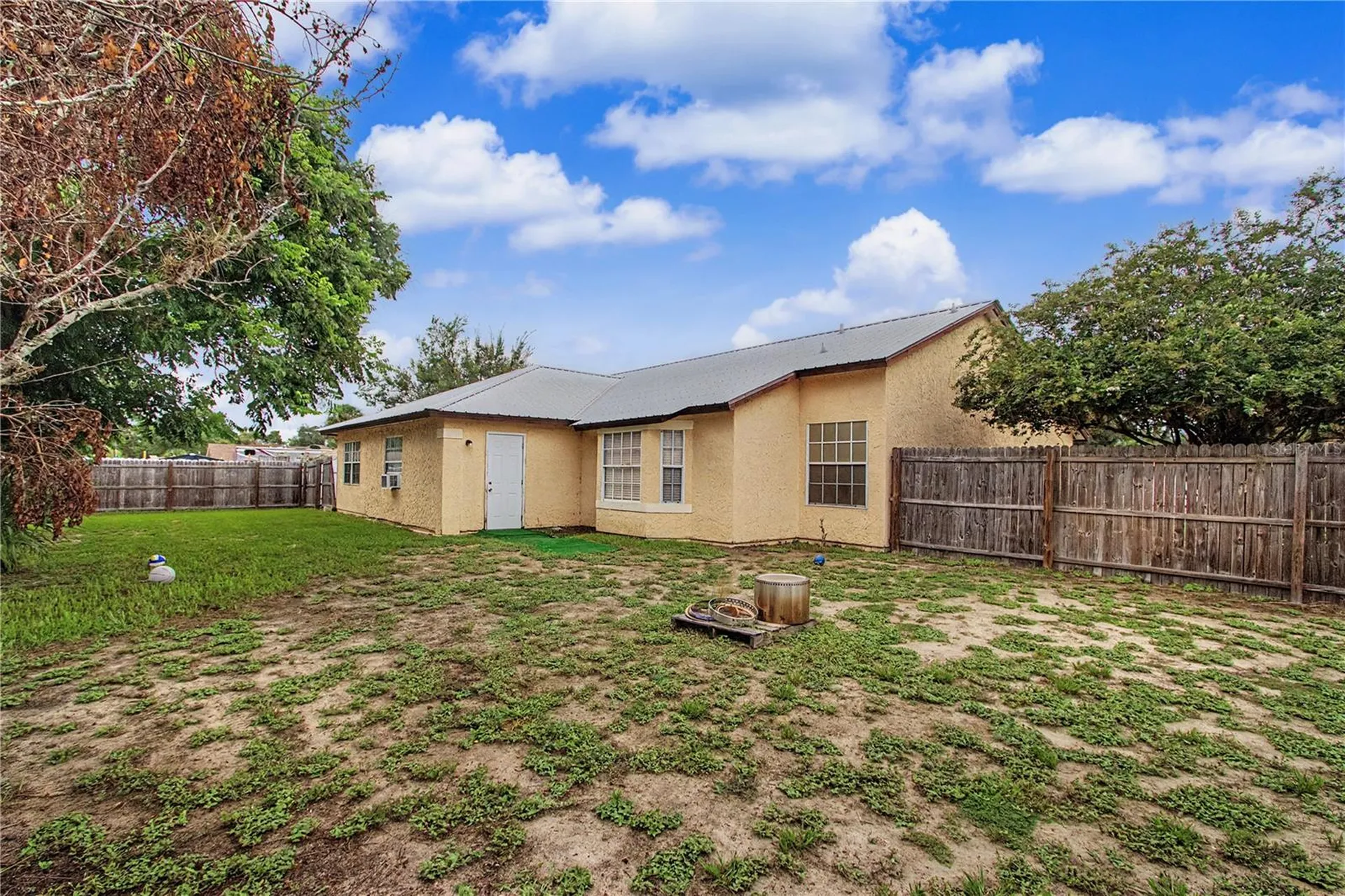 306 Oak Track Radial Ocala FL 34472