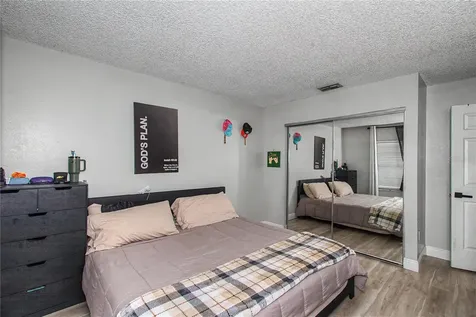 306 Oak Track Radial Ocala FL 34472