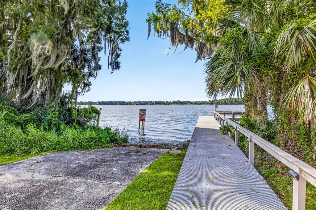 670 Stanhope Drive Casselberry FL 32707