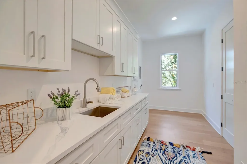 3106 W Coachman Avenue Tampa FL 33611