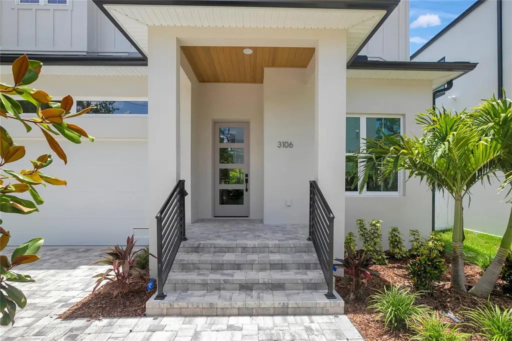 3106 W Coachman Avenue Tampa FL 33611