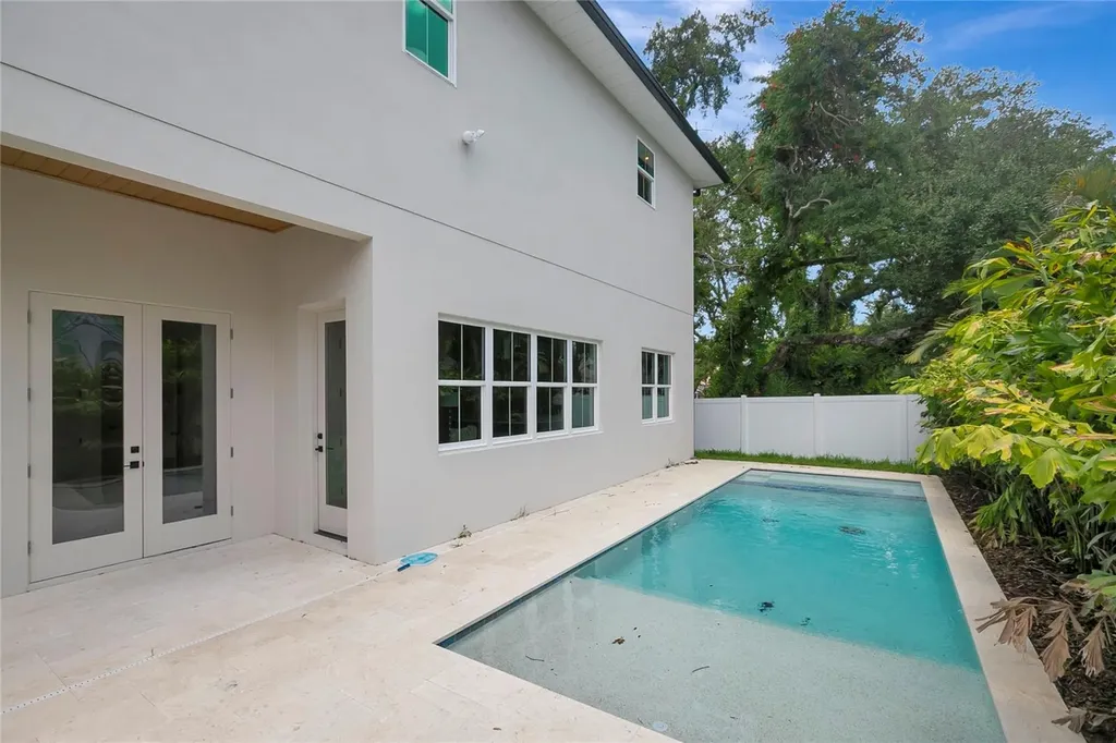 3106 W Coachman Avenue Tampa FL 33611