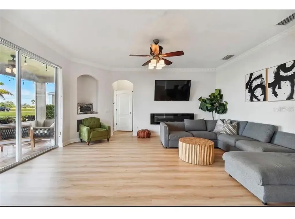632 Tanana Fall Drive Ruskin FL 33570