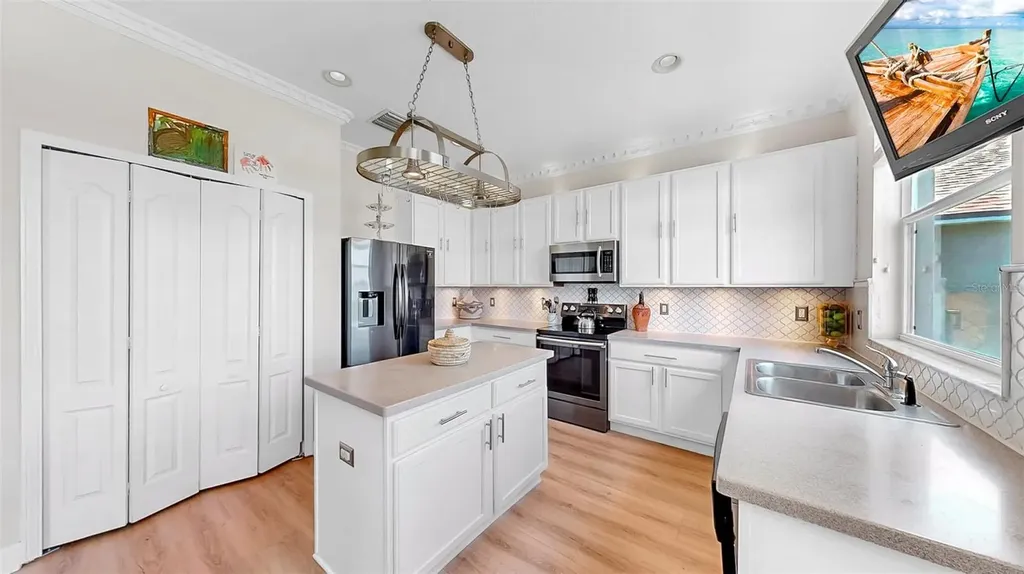 632 Tanana Fall Drive Ruskin FL 33570