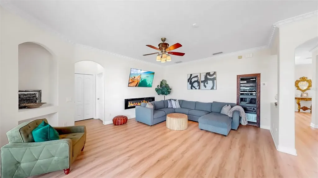 632 Tanana Fall Drive Ruskin FL 33570
