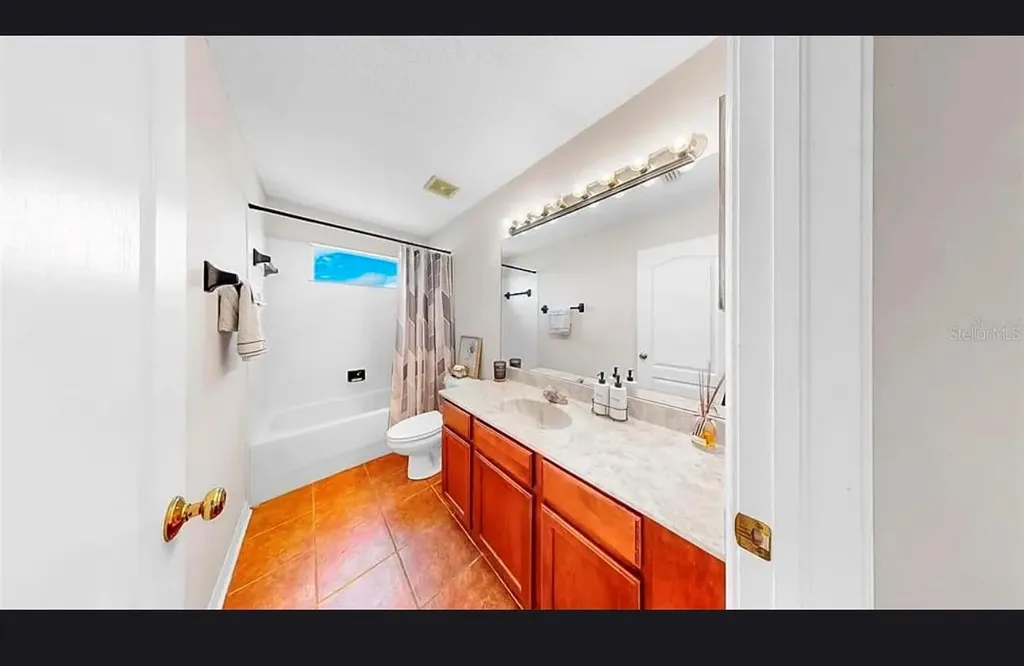632 Tanana Fall Drive Ruskin FL 33570